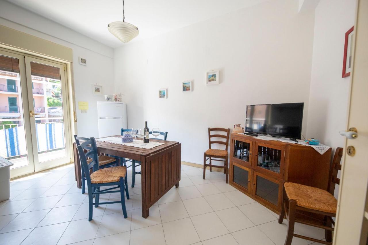 Fabiene Familyholidays Deluxe Plus Cefalù Esterno foto